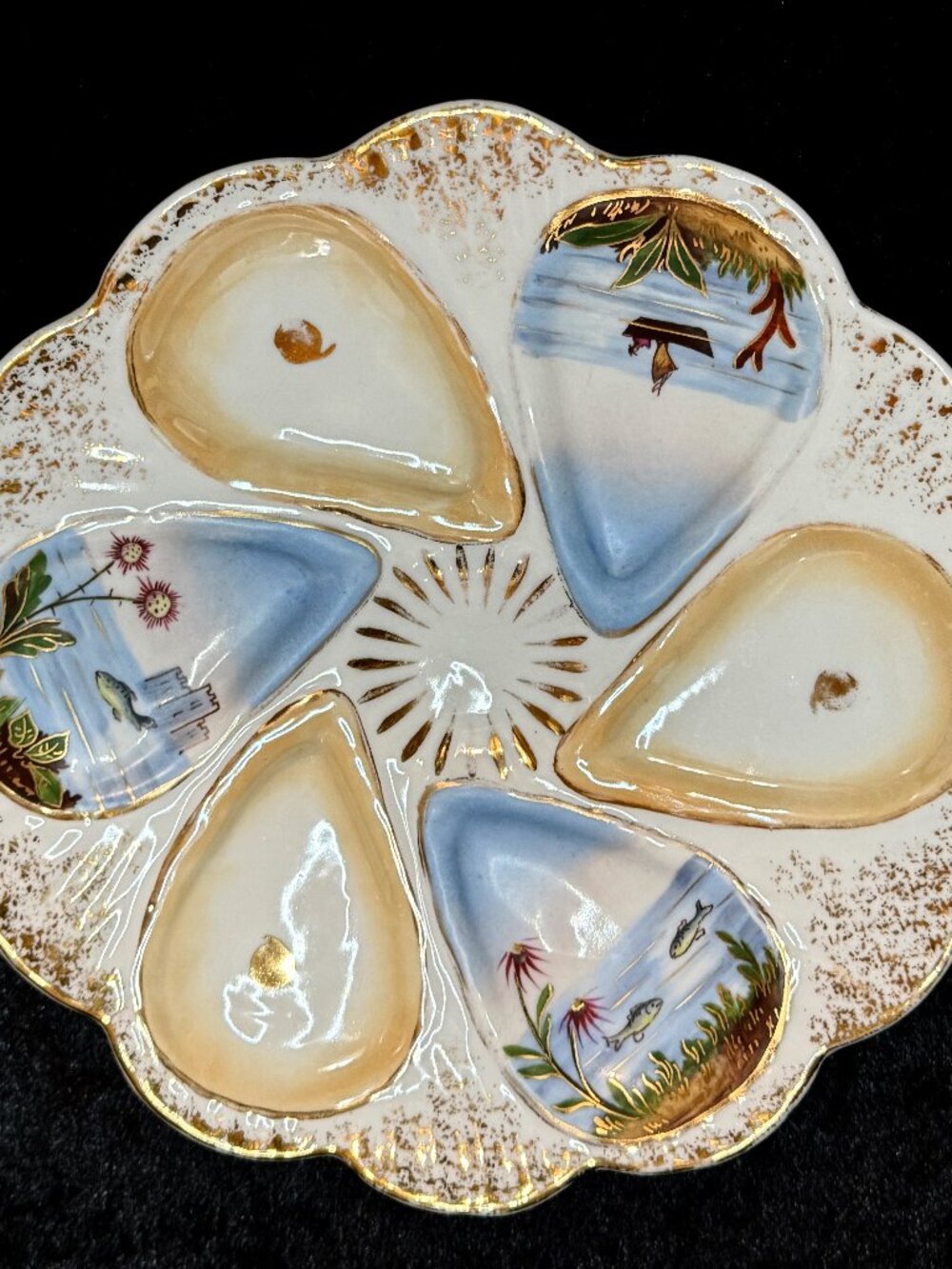 Vintage Hand Painted Porcelain Scenic Oyster Plate Gilt Rim 8.5” A931